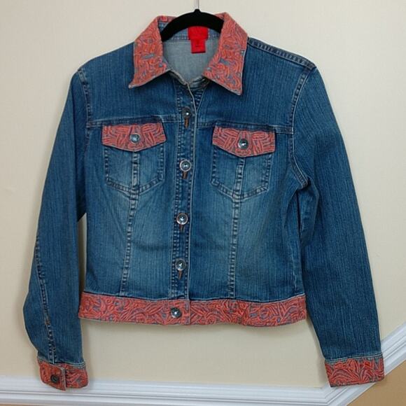 Very Vera Embroidered Denim Jacket size Small - Picture 1 of 12